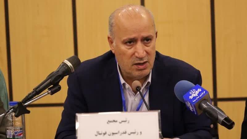 تاج: هزینه فدراسیون فوتبال دلاری است؛ نیاز به زیرساخت‌های جدید در چهارمحال و بختیاری