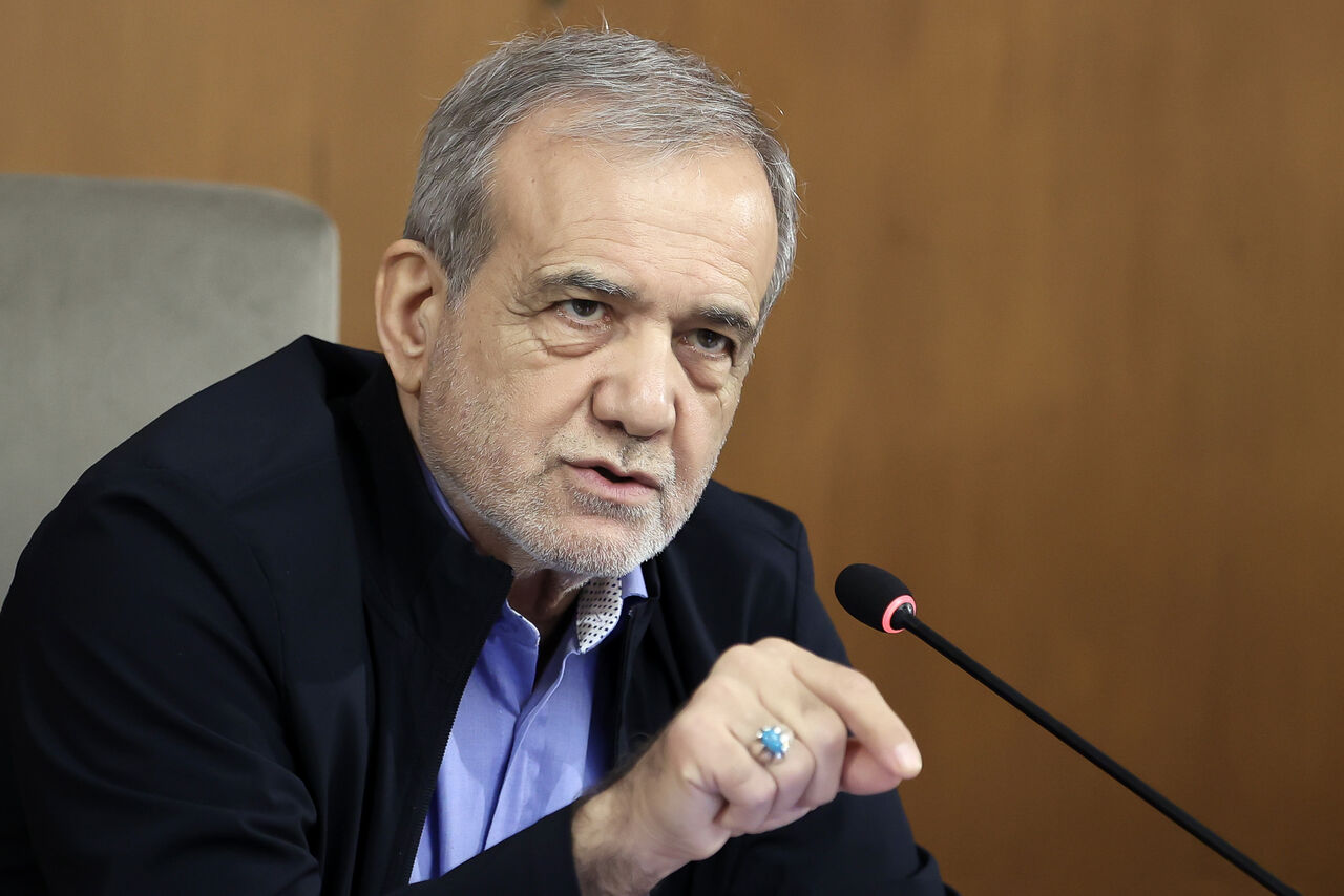 پزشکیان: در دکترین ایران جایگاهی برای سلاح هسته‌ای قائل نیستیم ولی دست از غنی‌سازی برنمی‌داریم