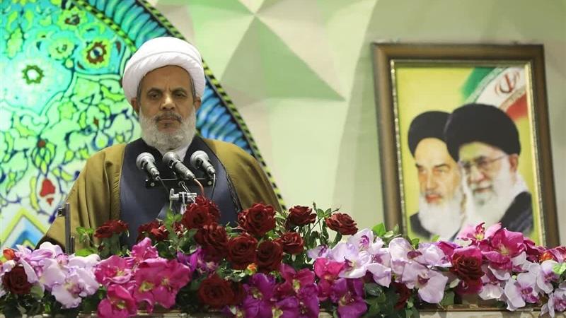 امام جمعه موقت بیرجند: نسلهای آینده مسیر تحقق آرمانهای انقلاب را ادامه دهند