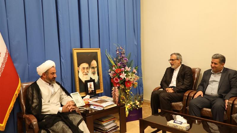 امام جمعه ایلام: مرجعیت ایرنا، سدی محکم در برابر جنگ شناختی دشمنان است