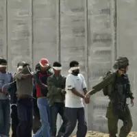 استفاده اسرائیل از یک فلسطینی به عنوان سپر انسانی در غزه