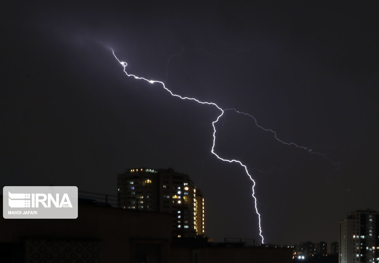 احتمال طوفان تندری در تهران