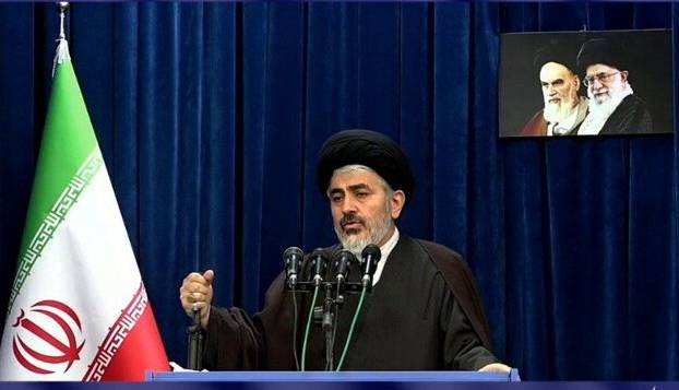 امام جمعه ارومیه: نباید اجازه دهیم شخصیت امام(ره) را تحریف کنند