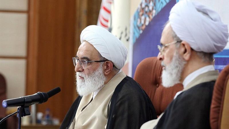 منشور حوزههای علمیه رسالت خطیری بر عهده طلاب قرار داد