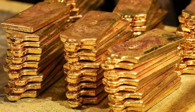 طلای جهانی در مسیر ثبت کاهش هفتگی قرار گرفت
