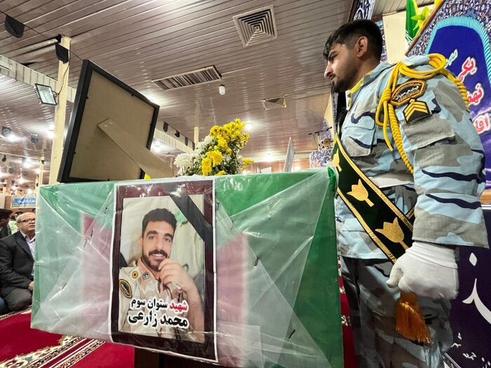تشییع باشکوه پیکر شهید مرزبان مدافع وطن در قشم