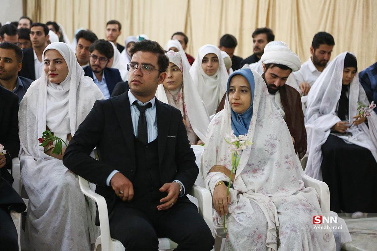 عکس/ جشن ازدواج ۳۲۵ زوج جوان در حرم حضرت معصومه (س)