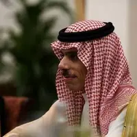 بن فرحان عازم کرانه باختری است