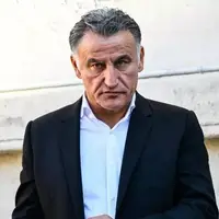 سرمربی پاریس را در امارات روی هوا می‌زنند!