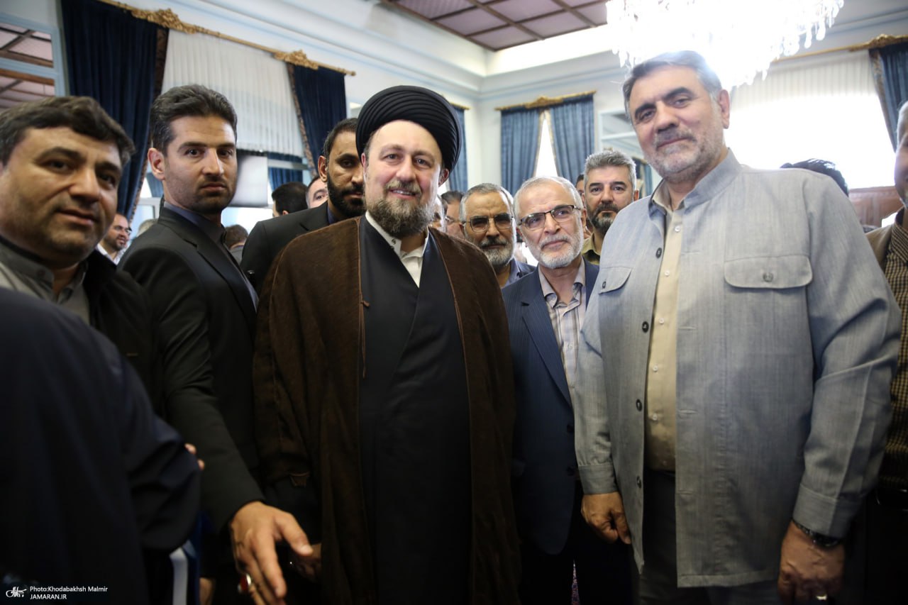  دیدار اعضا و دست اندرکاران ستاد مرکزی بزرگداشت امام خمینی با سید حسن خمینی