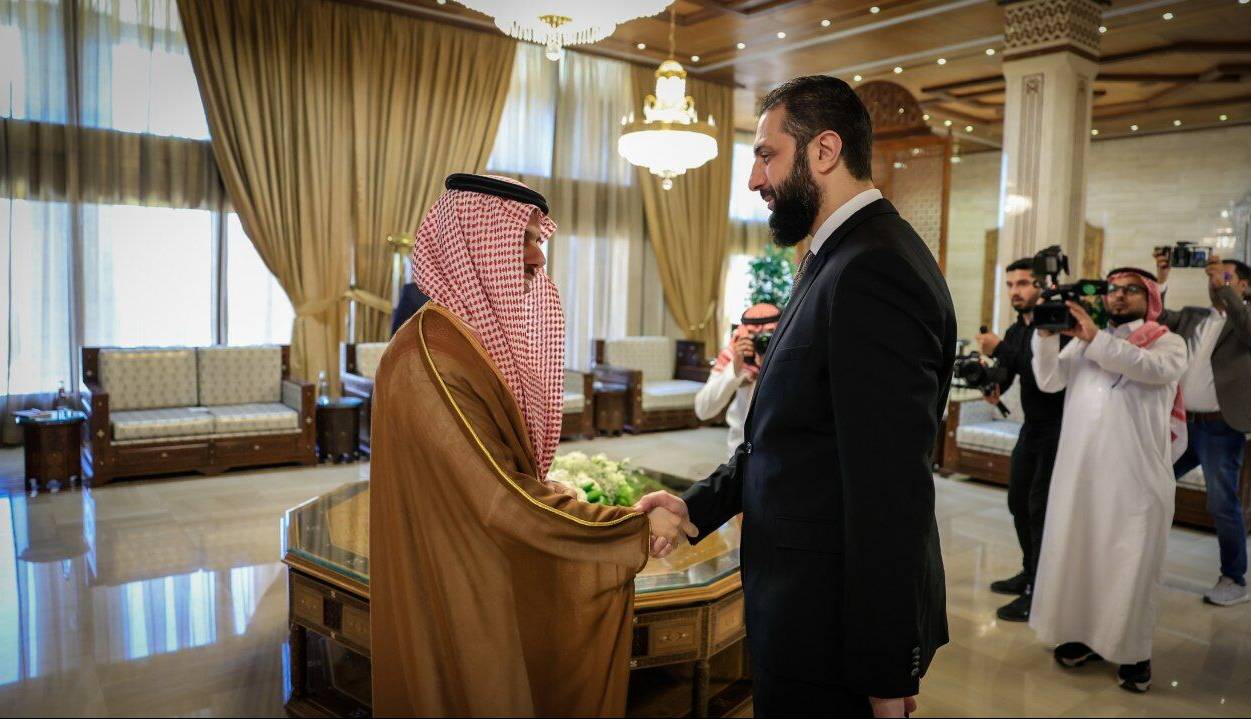 دیدار جولانی و بن فرحان در دمشق
