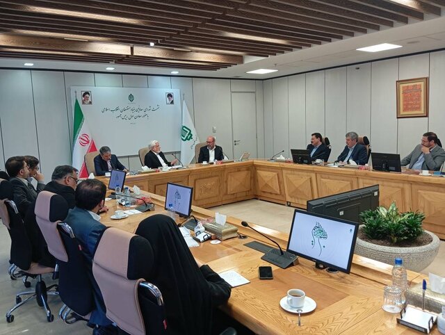عارف: با روشها و سازوکارهای دهه ۶۰ نمیتوان طرحها را در کشور اجرایی کرد