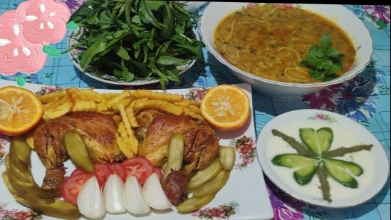 از شما/تایم ناهار،ران مرغ سرخ شده با سوپ جو و ورمیشل،نوش نگاهتان😋