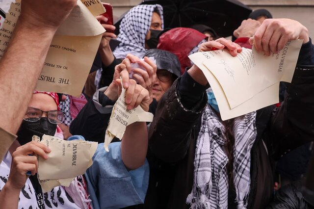 فریاد اعتراض از قلبِ دانشگاه کلمبیا؛ نه به سرکوب حامیان فلسطین