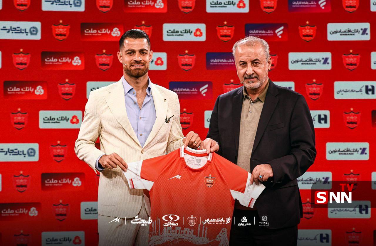 تصاویری از تمدید قرارداد پورعلی گنجی با پرسپولیس