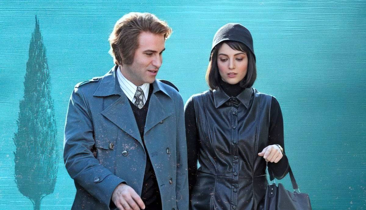 یک عکس صمیمی از پشت‌ صحنه تاسیان بیرون آمد