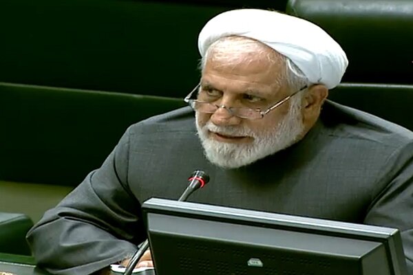 عضو کمیسیون امنیت ملی: احتمال رسیدن به تفاهم موقت در مذاکرات وجود دارد