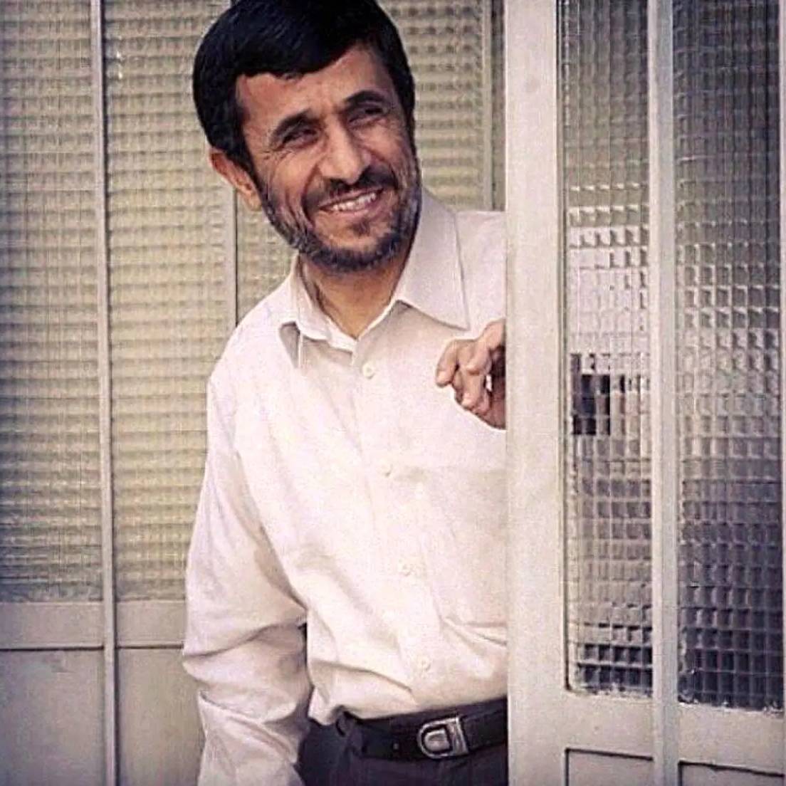 کیهان: افول اقتصاد، حاصل خیانتهای اصلاح طلبان بود نه انتخابات سال 1384