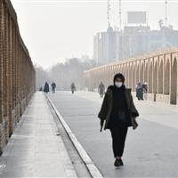 مازوت و ازن نفس اصفهان را تنگ کرد؛ گلودرد و تلخی دهان اثر آلاینده‌هاست