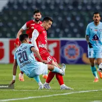 جریمه ۱۵ میلیاردی پرسپولیس برای جذب فرشاد احمدزاده از سپاهان