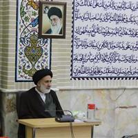 امام جمعه شهرکرد: سردادن ندای وحدت یکی از  دستاوردهای مهم انقلاب اسلامی است