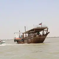 توقیف لنج تجاری حامل بار قاچاق در آبراه اروند