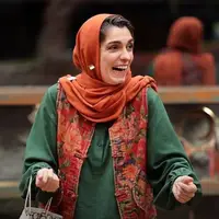 ذوق الیکا عبدالرزاقی از اینکه مسعود فراستی به تئاتری که ساخته میگه خیلی بدم نیست!