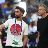دستیار انریکه هم داغدار بود!
