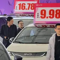 چرا خودروسازان چینی تخفیف بالا می‌دهند؟