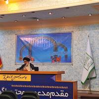 ائمه جماعات نقش محوری در تبیین ایثار و پاسخگویی به مردم دارند