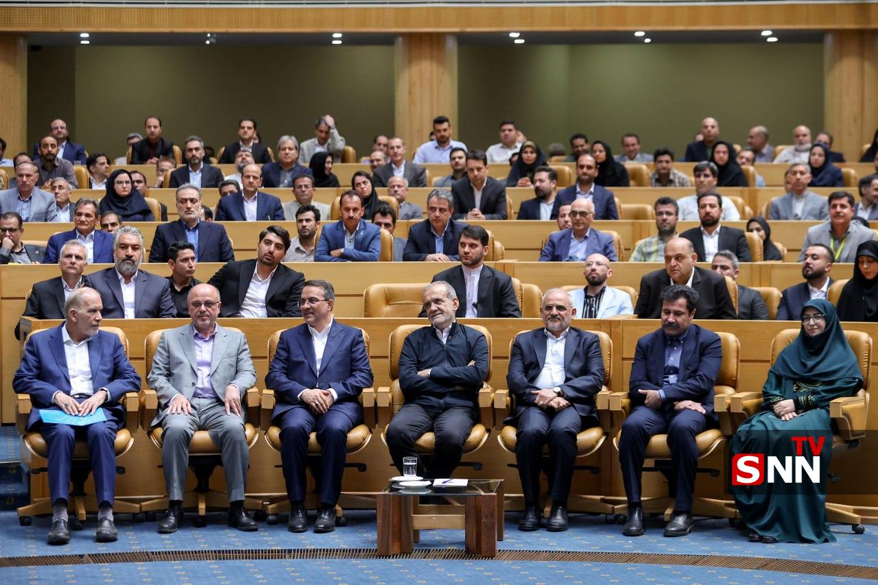 عکس/ همایش ملی بهره‌وری ایران با حضور رئیس‌جمهور