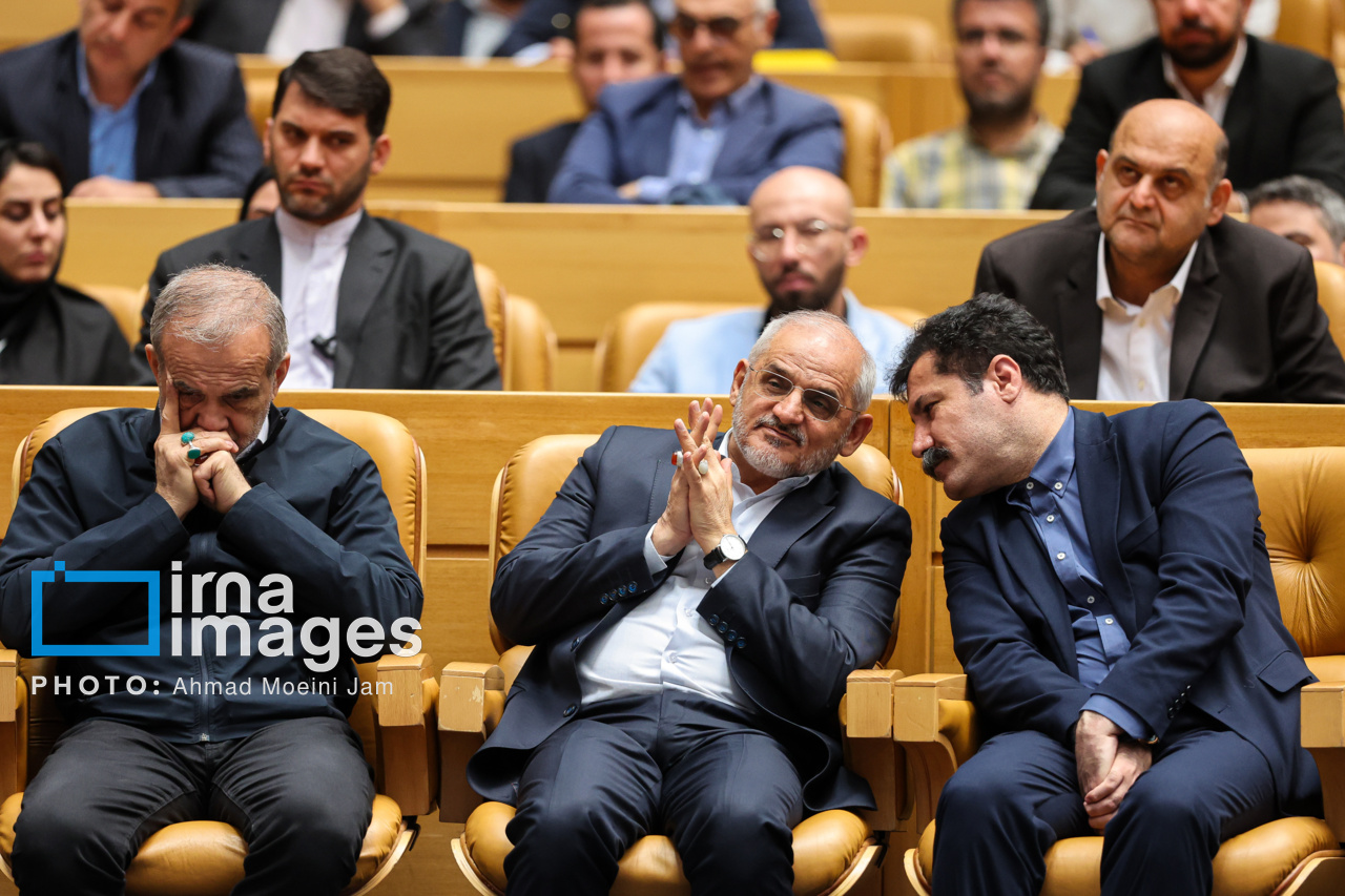 عکس/ همایش ملی «بهره‌وری ایران» با حضور رئیس‌جمهور