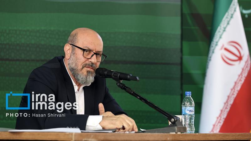سردار دهقان: بنیاد مستضعفان رقیب بخش خصوصی نیست