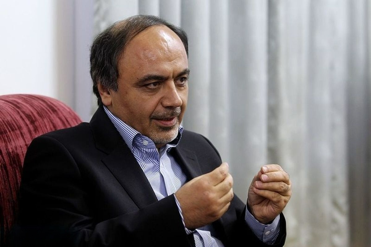 مشاور روحانی: هشدار می‌دهم که ممکن است کشور به سال‌های ۹۰ و ۹۱ بازگردد