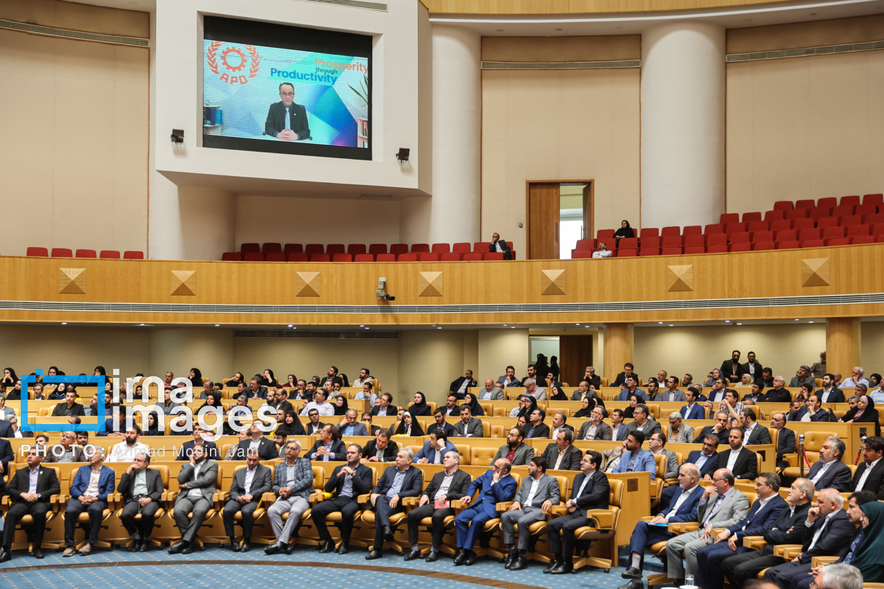 عکس/ همایش ملی «بهره‌وری ایران» با حضور رئیس‌جمهور