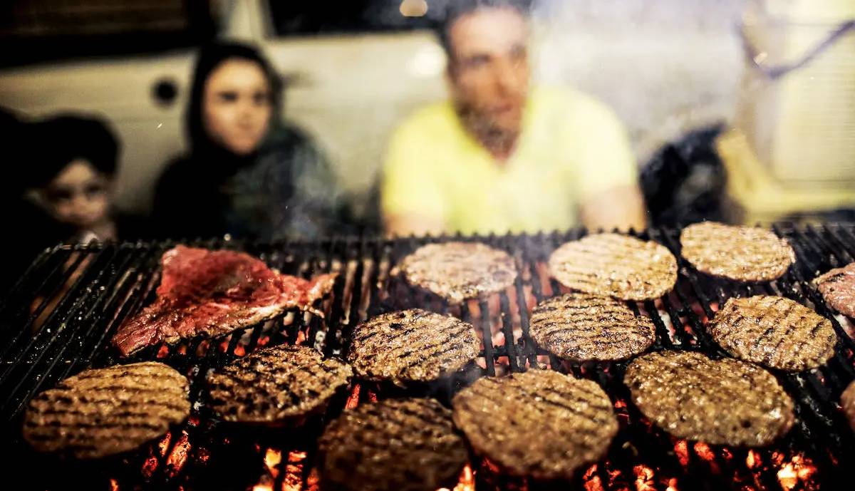 گزارشی میدانی از تهران: افزایش مشتریانی که غذا می‌خواهند و پول ندارند
