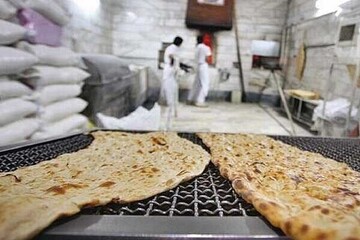 چرا نان سنگک و بربری در خیابان‌های مختلف قیمت‌های متفاوت و عجیبی دارند؟