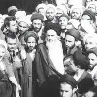 سرمقاله جوان/ امام احیاگر نقش تاریخی و اجتماعی روحانیت 