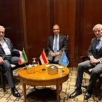 رایزنی سه‌جانبه عراقچی، گروسی و عبدالعاطی در قاهره