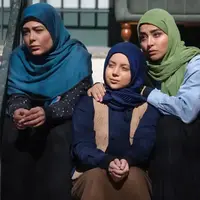 مادرتون چی در موردم گفته بود؟