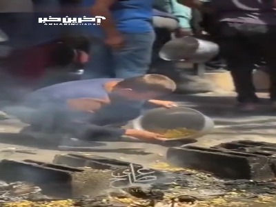 کودک فلسطینی به‌دنبال تکه‌های غذا برای بقا