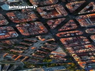منطقه زیبای Eixample در بارسلونا، اسپانیا