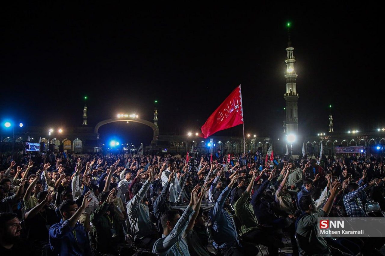 عکس/ مراسم بیعت دانشجویان با امام زمان (عج) در مسجد مقدس جمکران