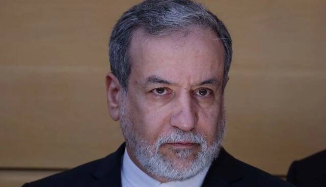عراقچی: ناخرسندی شدید خود از گزارش آژانس را به گروسی اعلام کردم