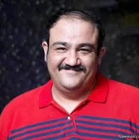 چهره‌ها/استایل متفاوت مهران غفوریان در حرم امام رضا جلب‌توجه کرد