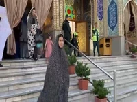 حضور اعضای تیم ملی والیبال زنان در حرم امامزاده صالح پیش از اعزام به مسابقات جام ملت‌های آسیا 