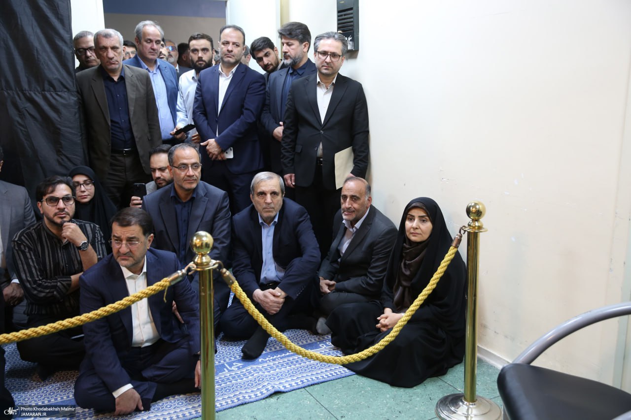  دیدار وزیر راه و شهرسازی با سید حسن خمینی