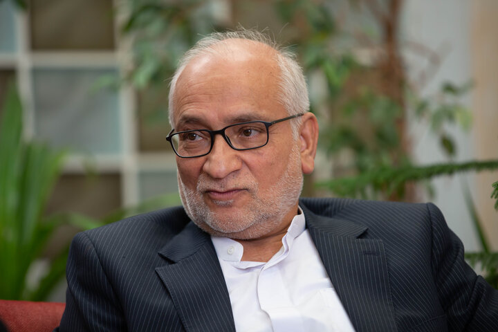 مرعشی: از امام خمینی ایستادگی بر روی اهداف و مقاومت را آموختیم