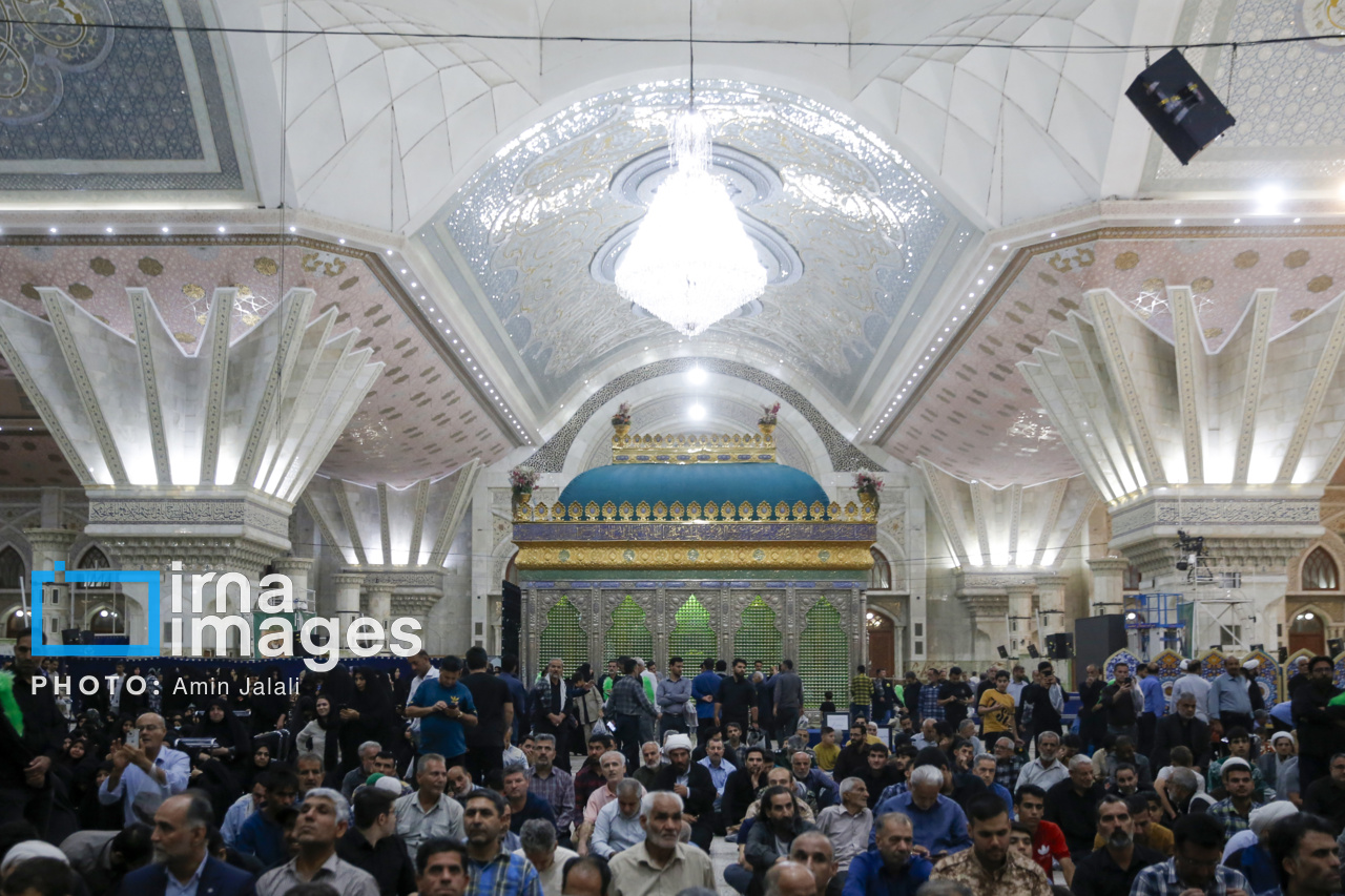 عکس/ مراسم شب سالگرد ارتحال حضرت امام خمینی (ره)