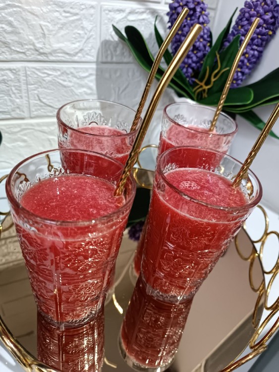 از شما/بفرمایید آب هندونه🍉